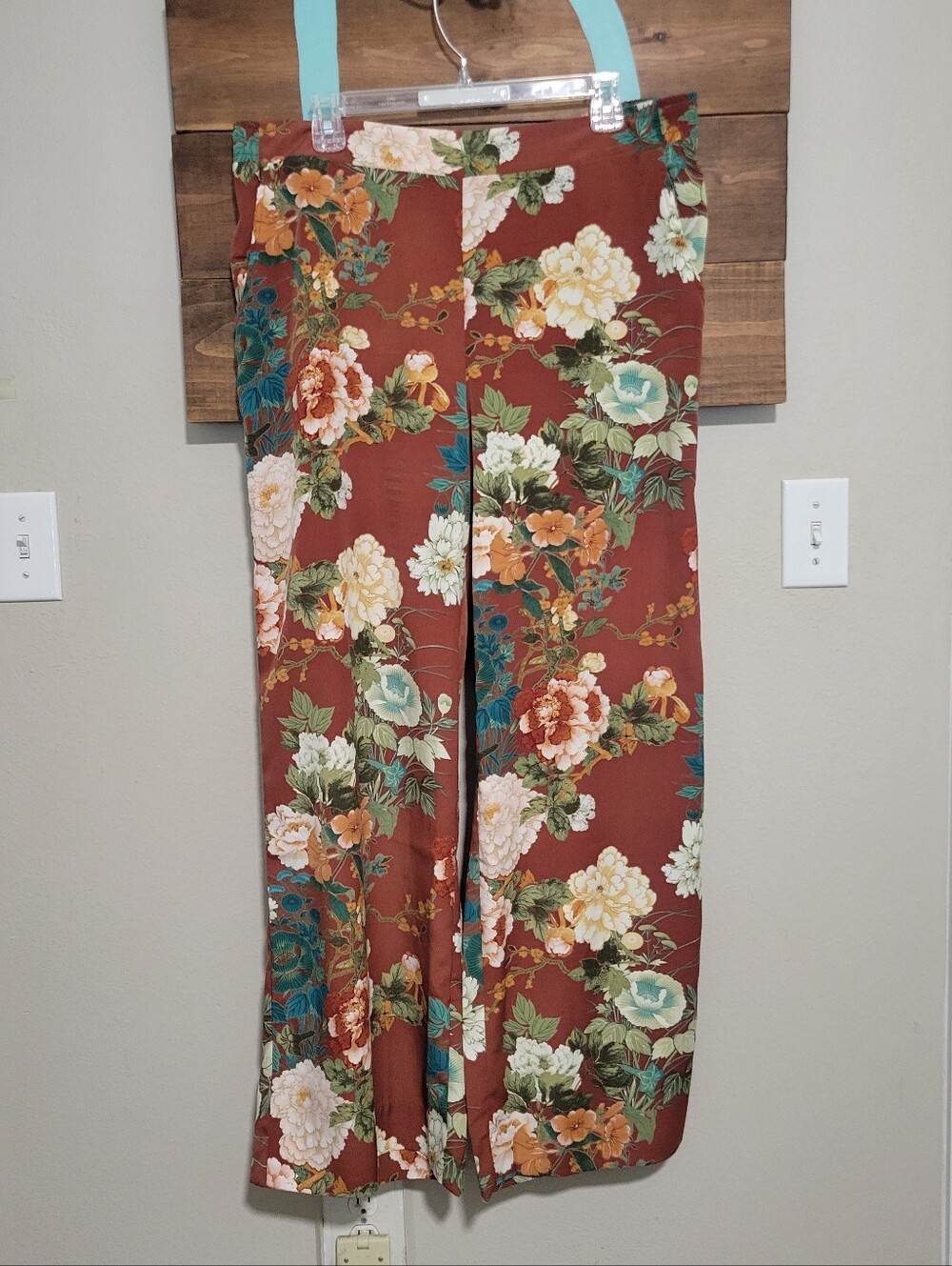 Chico's Floral Wide Leg Pants in Deep Rust with Teal & Mustard Accents Size 12r